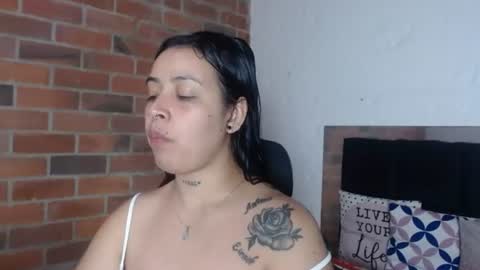 Snapshot of salome__palmer chatting on June 11, 8:29 pm online show from June 11, 8:29 pm