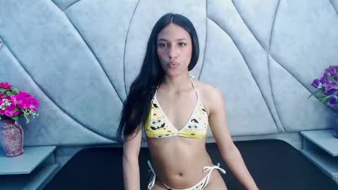 Snapshot of salome_queem chatting on December 2, 3:15 am salome_queem online show from December 2, 3:15 am