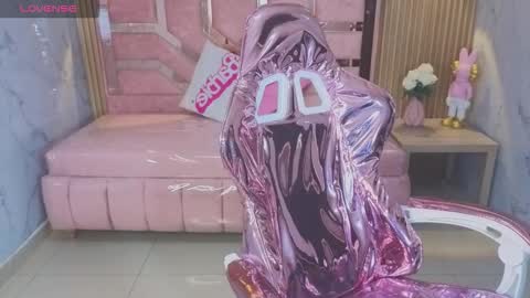 Salome  online show from November 25, 1:22 pm