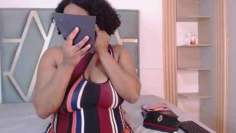 salome_vegaa online show from February 9, 1:48 pm