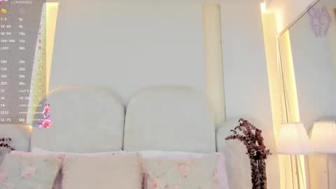   online show from October 16, 7:59 pm