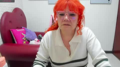 Snapshot of salomee_diazz chatting on May 3, 1:28 pm Salomee diazz online show from May 3, 1:28 pm