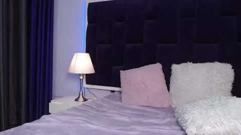 Snapshot of salomeee__ chatting on March 10, 3:11 am salomeee__ online show from March 10, 3:11 am