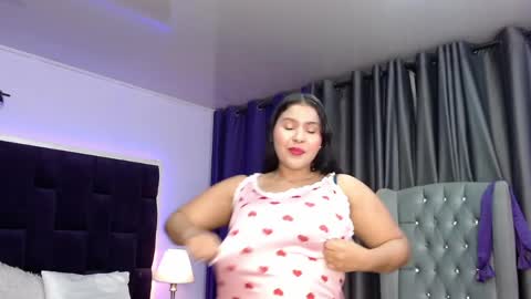 Snapshot of salomeee__ chatting on March 31, 3:41 am salomeee__ online show from March 31, 3:41 am