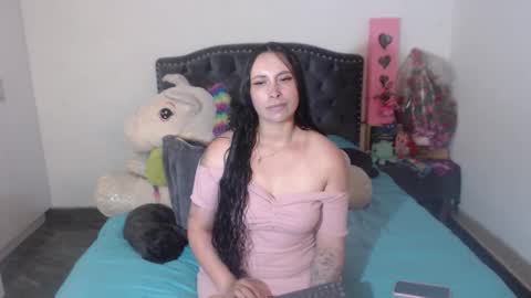 yenny online show from December 5, 3:48 am