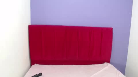 Snapshot of salomemilf202 chatting on December 23, 5:00 pm salomemilf202 online show from December 23, 5:00 pm