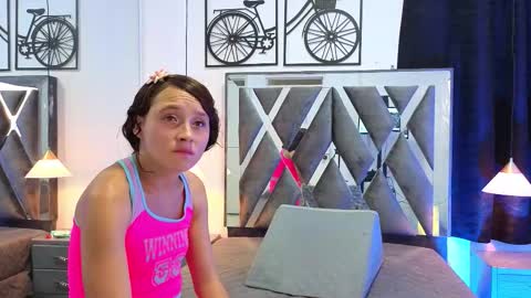 Snapshot of salomewilson chatting on January 10, 8:54 pm salomewilson online show from January 10, 8:54 pm