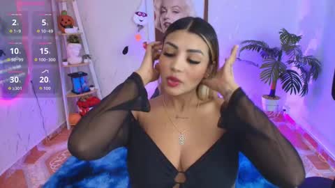 SALOME online show from November 6, 6:42 pm