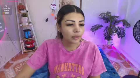 Snapshot of saloomee__ chatting on February 22, 2:26 pm SALOME online show from February 22, 2:26 pm