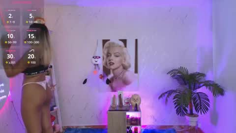 Snapshot of saloomee__ chatting on March 9, 10:52 am SALOME online show from March 9, 10:52 am