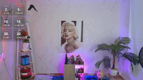 Snapshot of saloomee__ chatting on May 2, 11:04 am SALOME online show from May 2, 11:04 am