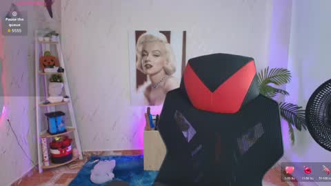 Snapshot of saloomee__ chatting on May 12, 11:51 am SALOME online show from May 12, 11:51 am