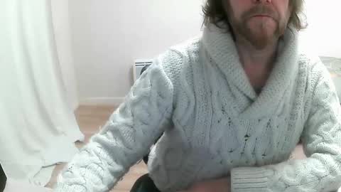 Snapshot of saltimbanquier chatting on February 11, 7:12 am Saltimbanquier Salt ou Banquier online show from February 11, 7:12 am