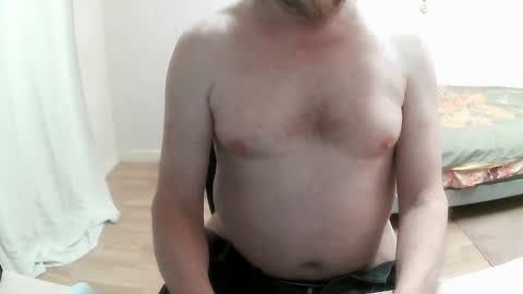 Snapshot of saltimbanquier chatting on February 20, 2:57 pm Saltimbanquier Salt ou Banquier online show from February 20, 2:57 pm