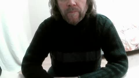 Snapshot of saltimbanquier chatting on March 3, 9:22 am Saltimbanquier Salt ou Banquier online show from March 3, 9:22 am