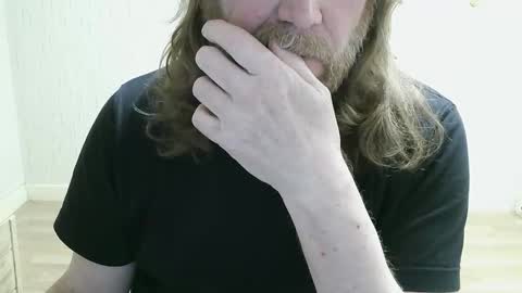 Snapshot of saltimbanquier chatting on March 29, 7:58 pm Saltimbanquier Salt ou Banquier online show from March 29, 7:58 pm