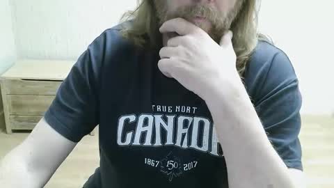 Snapshot of saltimbanquier chatting on April 3, 7:45 pm Saltimbanquier Salt ou Banquier online show from April 3, 7:45 pm