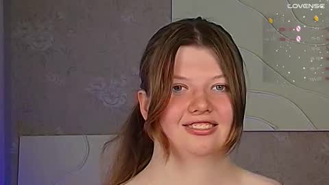 Snapshot of salut_love chatting on September 18, 2:30 pm Ruby online show from September 18, 2:30 pm