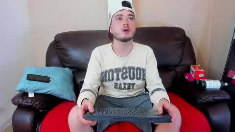  Salvatore online show from April 3, 1:14 am