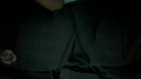 sam223382879 online show from December 29, 11:08 pm