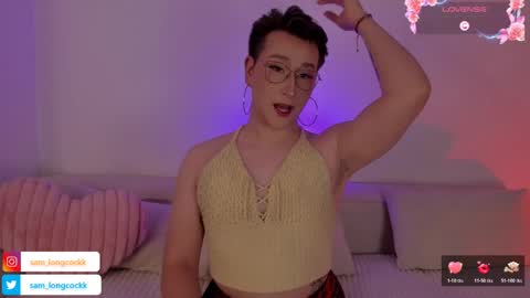 Snapshot of sam_longcock chatting on April 7, 9:37 pm Sammy online show from April 7, 9:37 pm