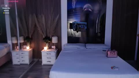 SAM MANSON online show from December 22, 1:08 pm