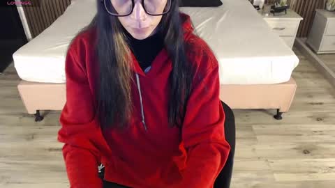 SAM MANSON online show from May 18, 8:58 pm