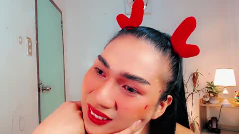 sam online show from December 11, 9:09 am