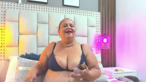 Snapshot of sam_naughtyy8 chatting on March 26, 11:38 am Sanem online show from March 26, 11:38 am