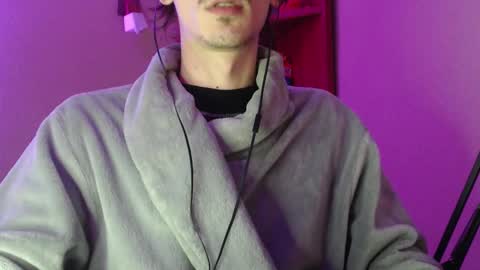 Snapshot of sam_skywalker chatting on October 3, 7:22 pm sam_skywalker online show from October 3, 7:22 pm