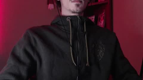 Snapshot of sam_skywalker chatting on October 24, 1:18 pm sam_skywalker online show from October 24, 1:18 pm