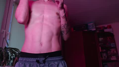 Snapshot of sam_skywalker chatting on March 16, 3:27 pm sam_skywalker online show from March 16, 3:27 pm