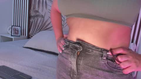 Snapshot of samaantha_white_ chatting on September 23, 11:24 am Samaantha online show from September 23, 11:24 am