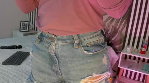 Snapshot of samaantha_white_ chatting on October 13, 11:54 am Samaantha online show from October 13, 11:54 am