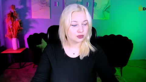 samanta_hotty online show from May 4, 8:54 am