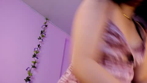 Snapshot of samanta_roberts1 chatting on January 14, 3:04 pm Samanta online show from January 14, 3:04 pm