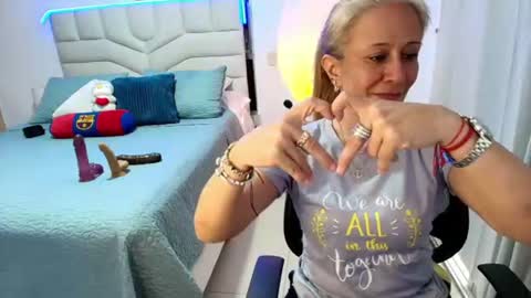 Samanta Stone online show from July 2, 9:32 pm