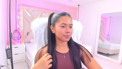 sam  online show from March 19, 1:31 am