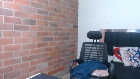 SAMANTHA online show from May 4, 2:24 pm