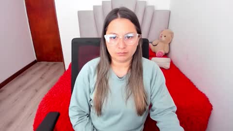 Samantha  online show from March 18, 7:39 pm