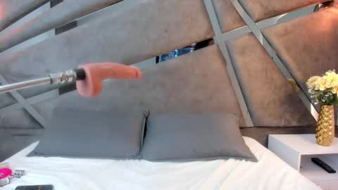 Snapshot of samantha_beckham chatting on February 26, 9:03 pm Samantha Beckham online show from February 26, 9:03 pm