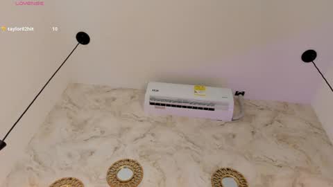 Snapshot of samantha_beckham chatting on March 28, 6:18 pm Samantha Beckham online show from March 28, 6:18 pm