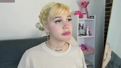 samantha_browwnn online show from October 21, 3:40 am