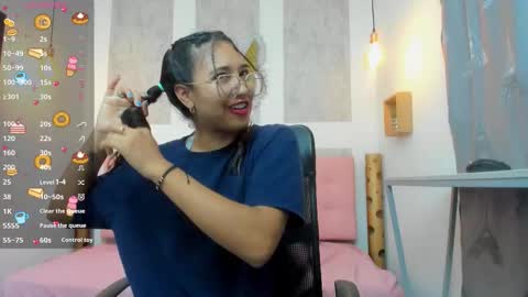    online show from December 4, 10:46 am