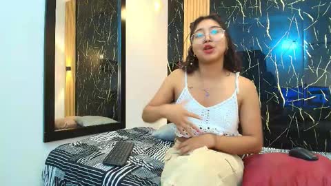    online show from March 11, 11:27 am