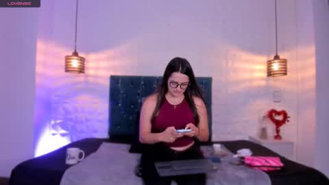 samantha_foxyy online show from February 6, 12:08 pm