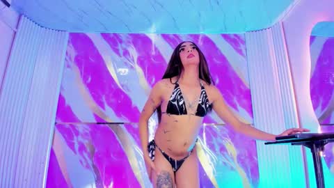 samantha_hot28 online show from February 11, 11:21 pm