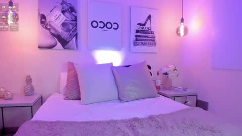 Samantha online show from October 18, 6:30 pm