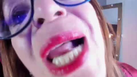 Snapshot of samantha_mature56 chatting on September 29, 9:14 am Sam online show from September 29, 9:14 am