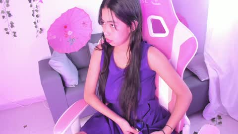 Snapshot of samantha_pucket chatting on December 30, 8:25 pm Sam online show from December 30, 8:25 pm